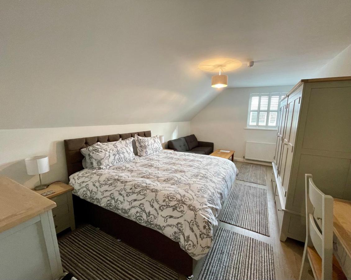 Cotswold Hare Hotel ไซเร็นเซสเตอร์ ภายนอก รูปภาพ
