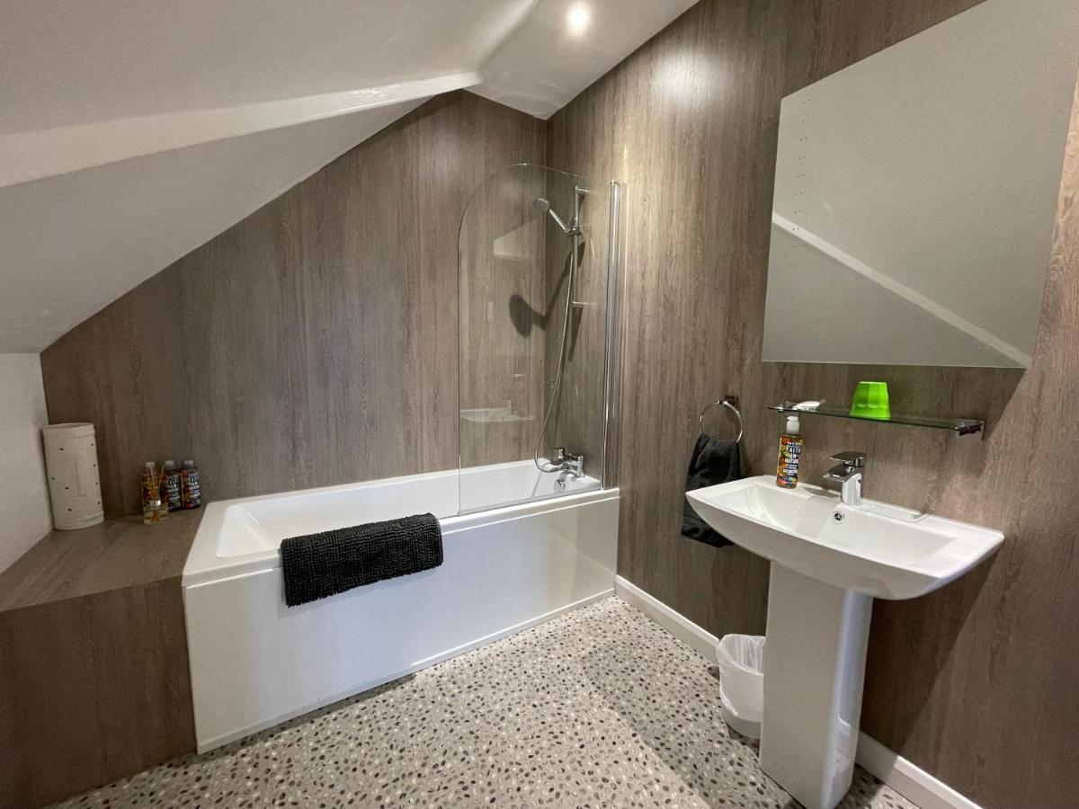 Cotswold Hare Hotel ไซเร็นเซสเตอร์ ภายนอก รูปภาพ